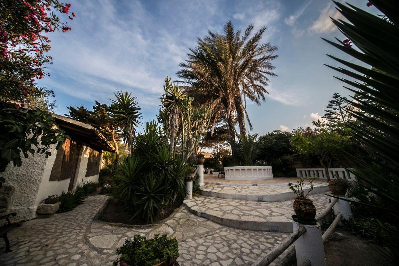 L'Oasi Villaggio Albergo Favignana Eksteriør billede
